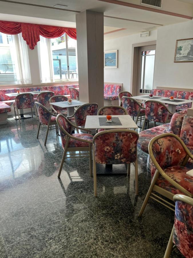 Hotel Miorelli Torbole Sul Garda Bagian luar foto